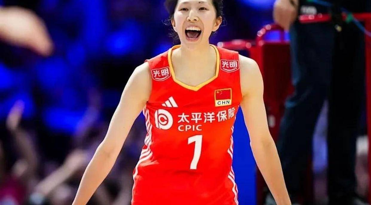 半岛体育-世联常规赛-中国女排2单项技术第1吴梦洁3环节进前10(女排世联赛2021中国女排人员)