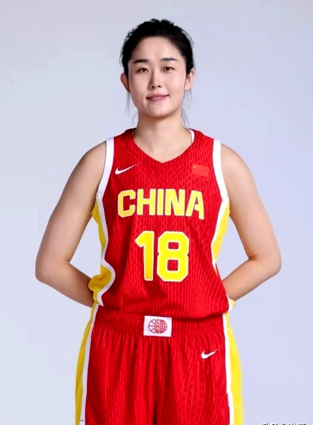 潘臻琦出战13分钟，投篮1中1、罚球8中3得到5分1篮板的简单介绍