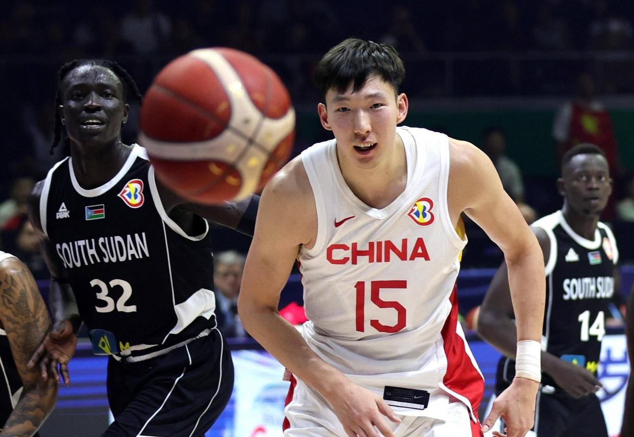 半岛体育-中国男篮NBA夏联集锦周琦17分9板，中国男篮胜黄蜂(中国男篮夏季联赛回放2019)