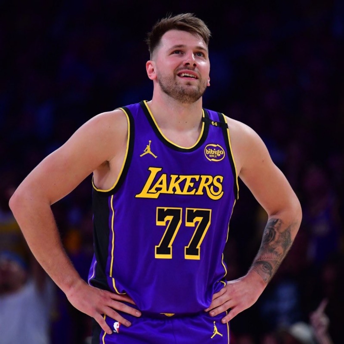 包含NBA教练：人们应对新赛季的东契奇感到恐惧的词条